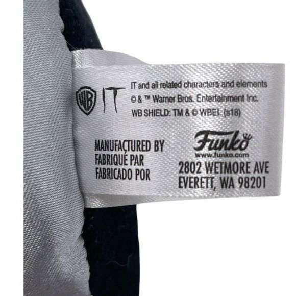 Funko Super Cute Plush IT - Pennywise Smiling Horror Monster Clown 8" - Picture 4 of 7